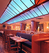 Futronix lighting controls create flexible restaurant ambience